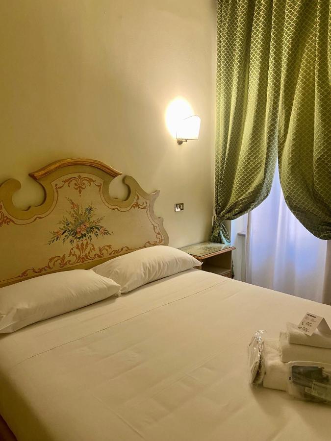 ซูริเร โฮเทล Hotel โรม ภายนอก รูปภาพ